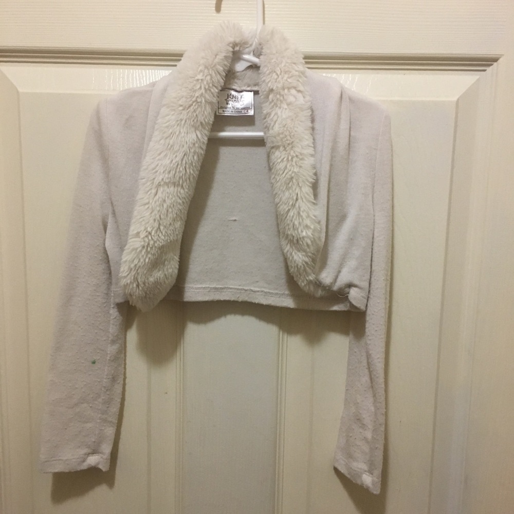Faux fur girls shawl